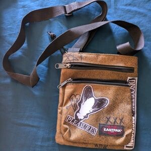 PLEASURES shoulder bag
